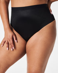 SPANXshape™ Invisible Thong | Very Black
