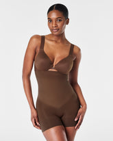 SPANXsculptâ„¢ Seamless Power High-Waisted Shorty | Chestnut Brown