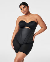 SPANXsupersculptâ„¢ TotalContour High-Waisted Mid-Thigh Short