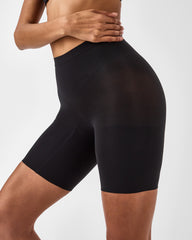 SPANXsculpt™ Seamless Power Mid-Thigh Short | Very Black