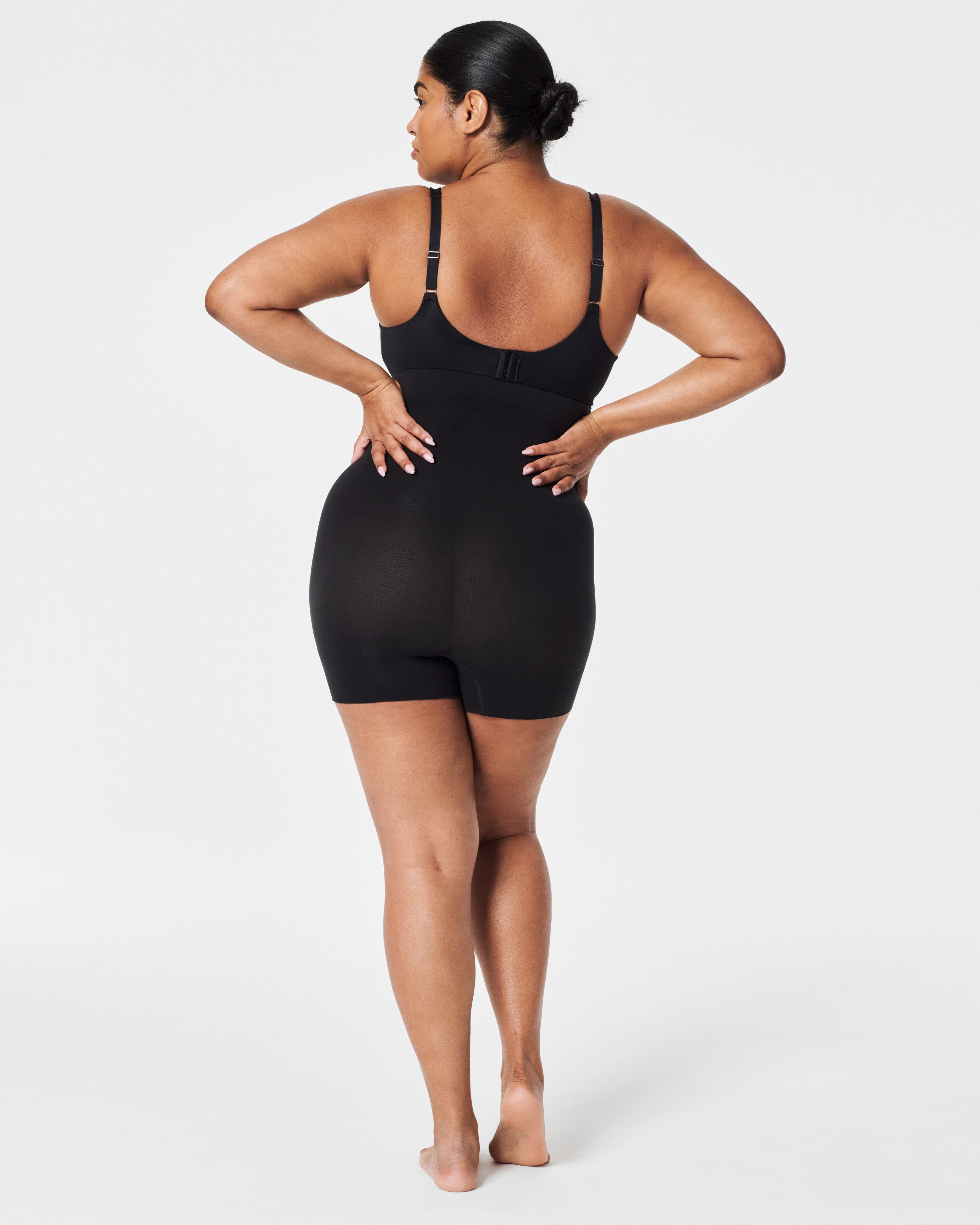 SPANXsculpt™ Seamless Power High-Waisted Shorty | Very Black