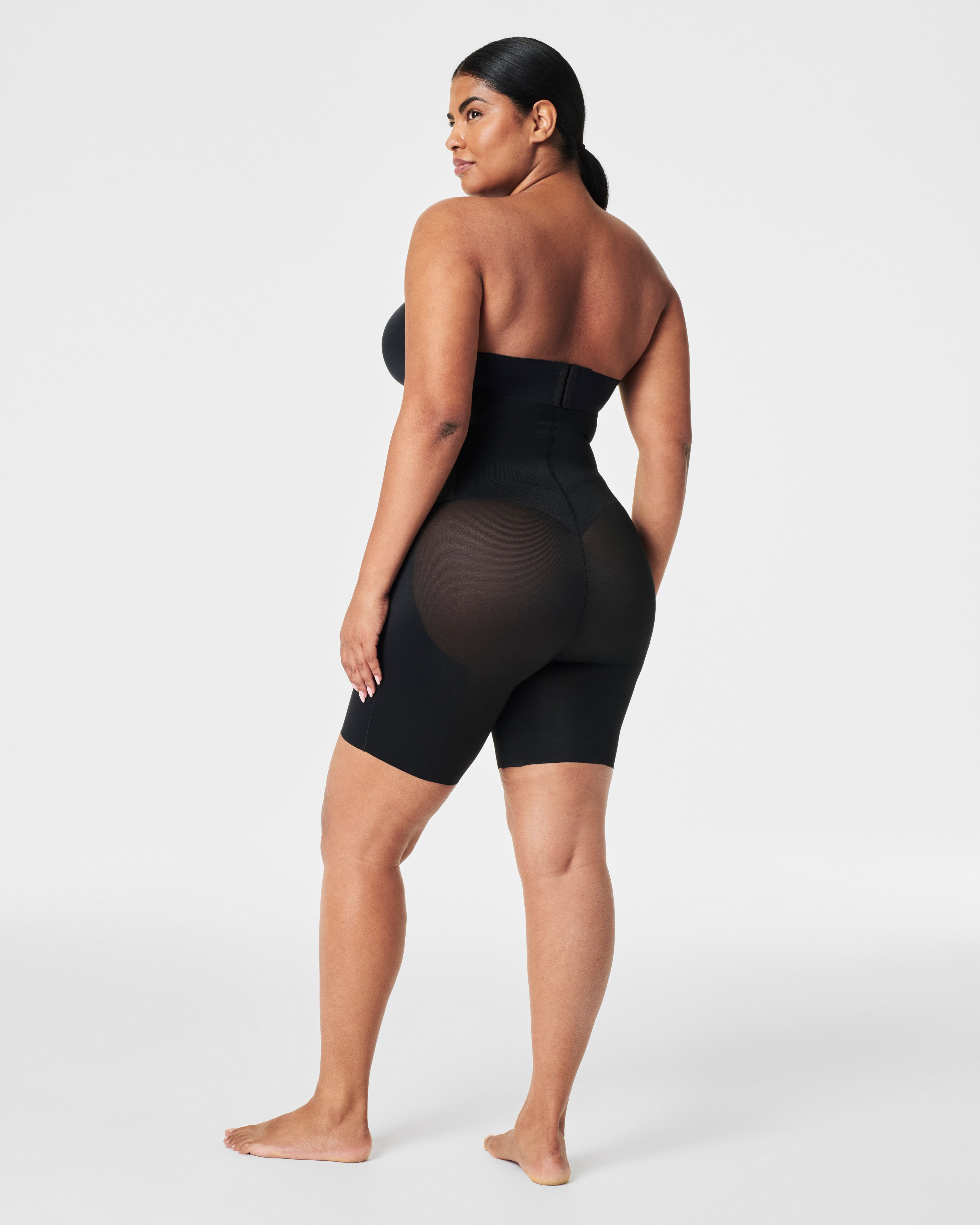 SPANXsupersculpt™ TotalContour High-Waisted Mid-Thigh Short | Very Black