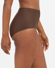 SPANXshape™ Invisible Brief | Chestnut Brown