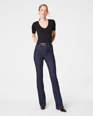 SPANXsmooth™ Jersey V-Neck Tee | Classic Black