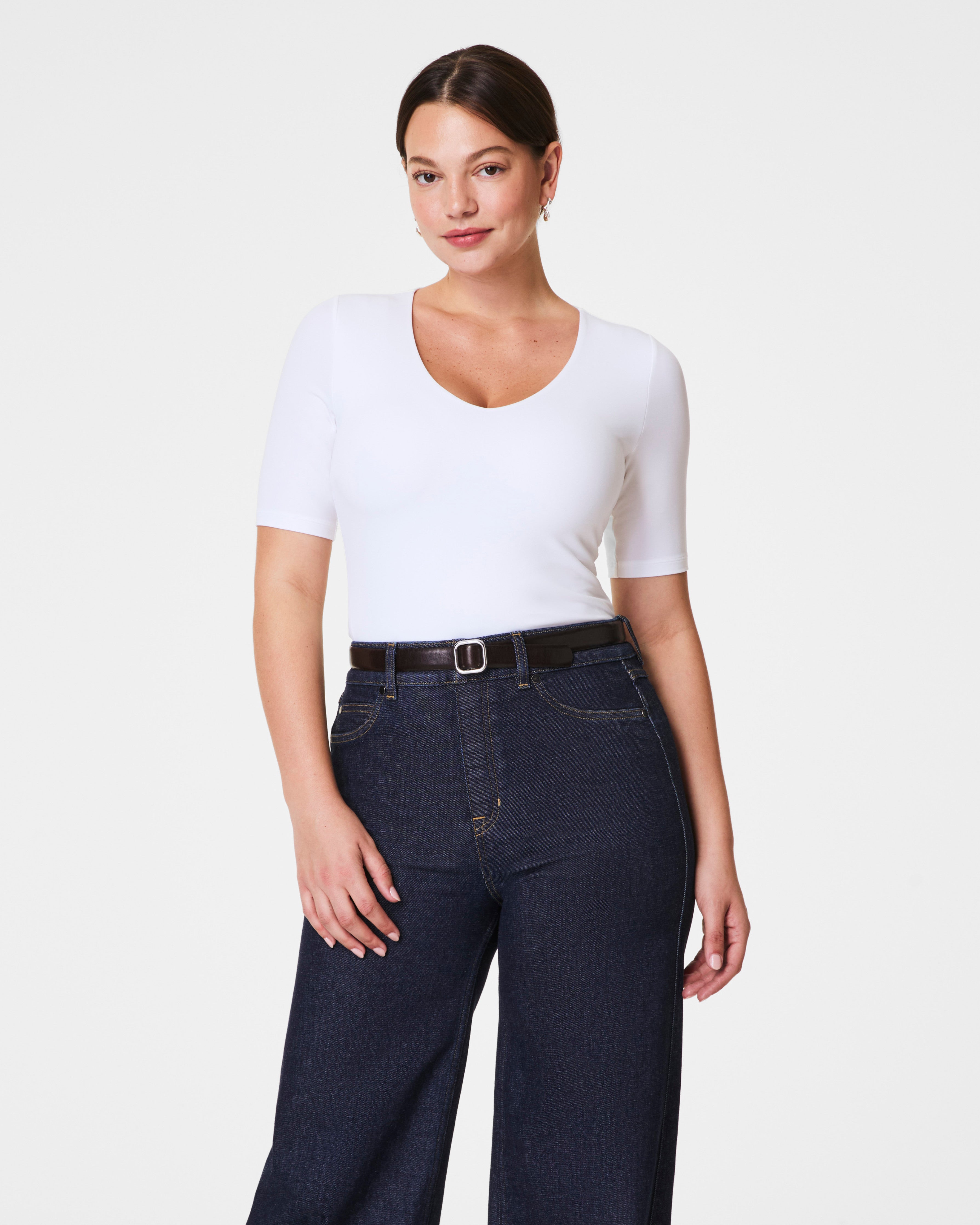 SPANXsmooth™ Jersey V-Neck Tee