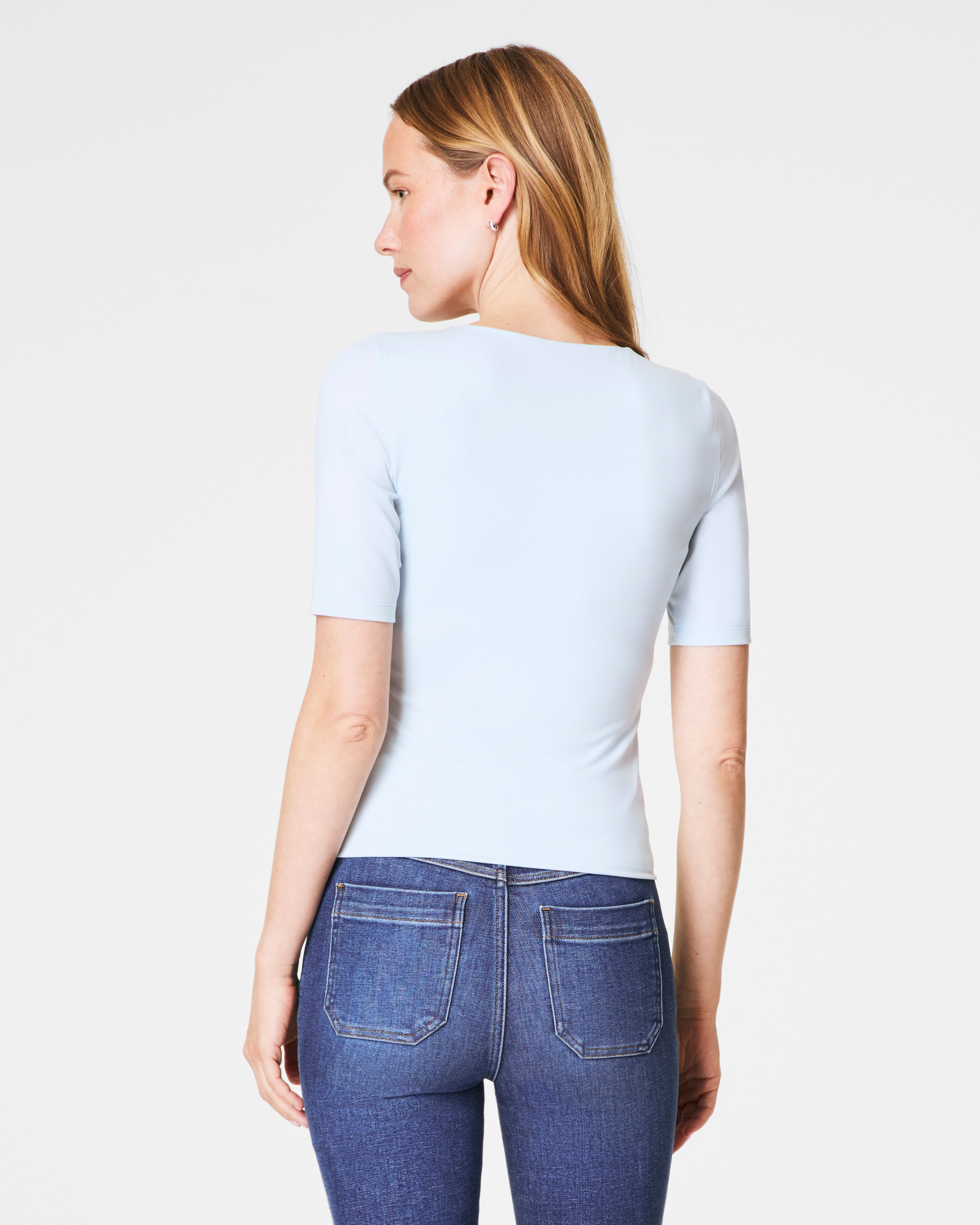 SPANXsmooth™ Jersey V-Neck Tee | Sky