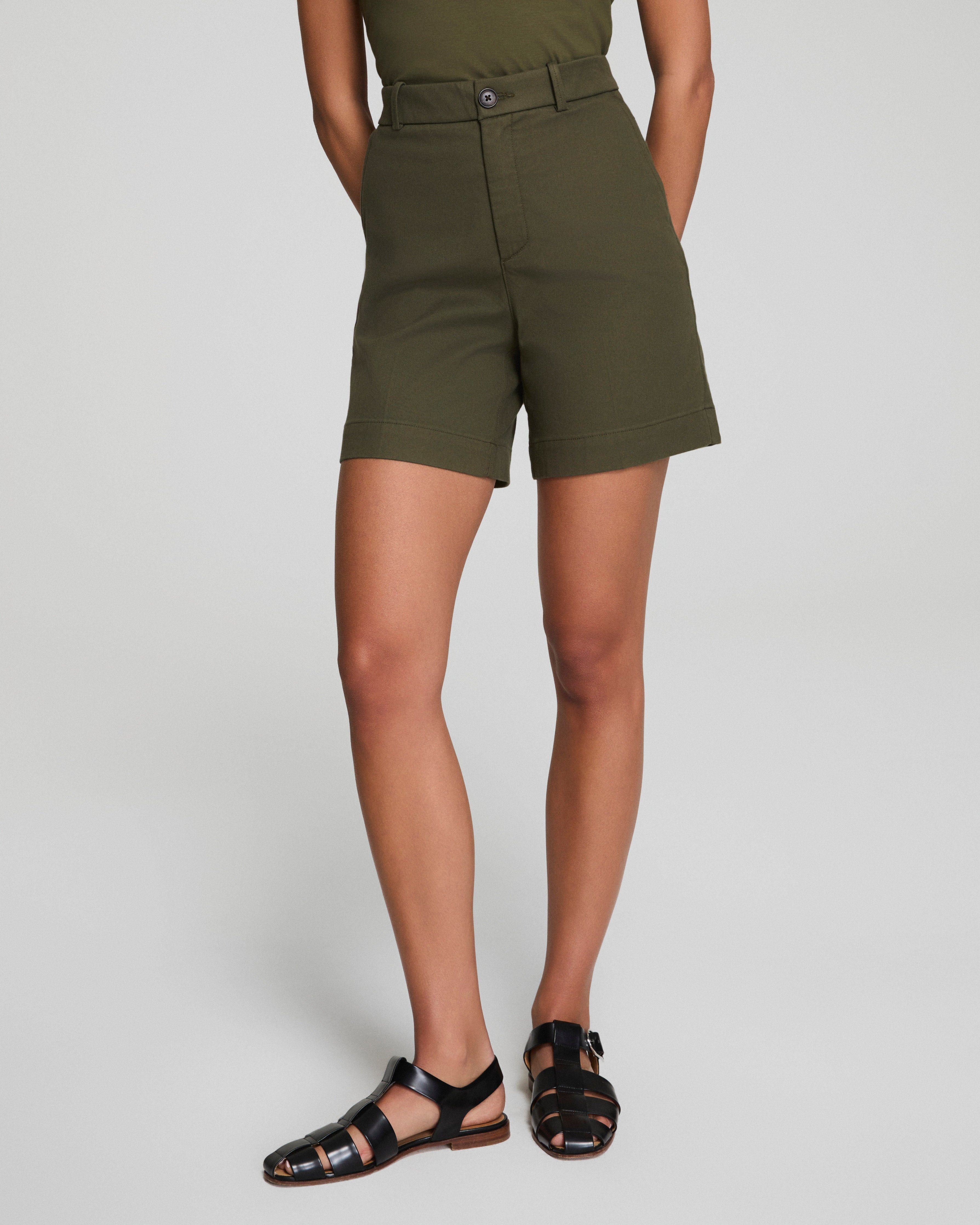 SPANXsupersmooth™ Stretch Twill Short, 7" | Dark Pine