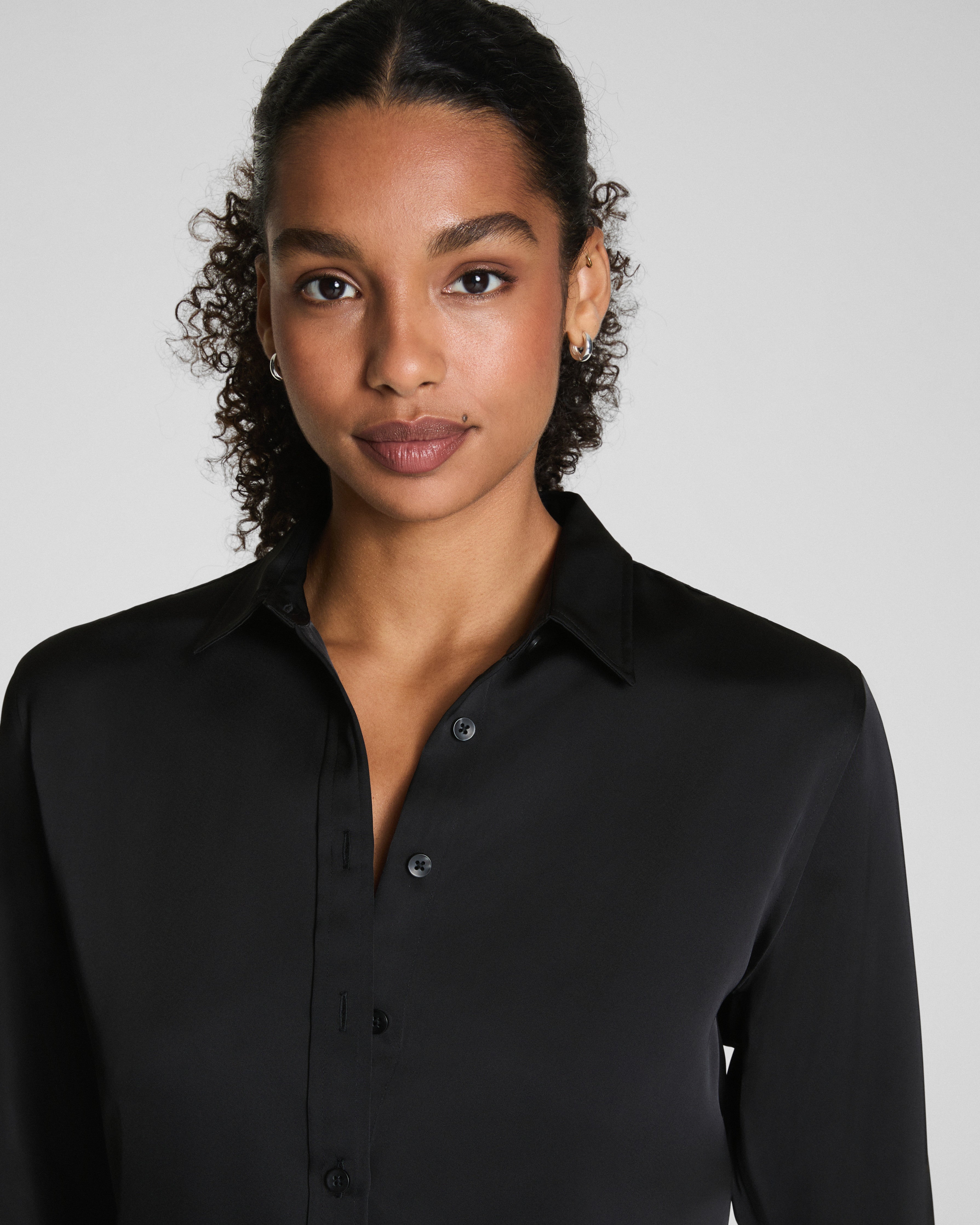 SPANX® Silky Smooth Button Down | Classic Black