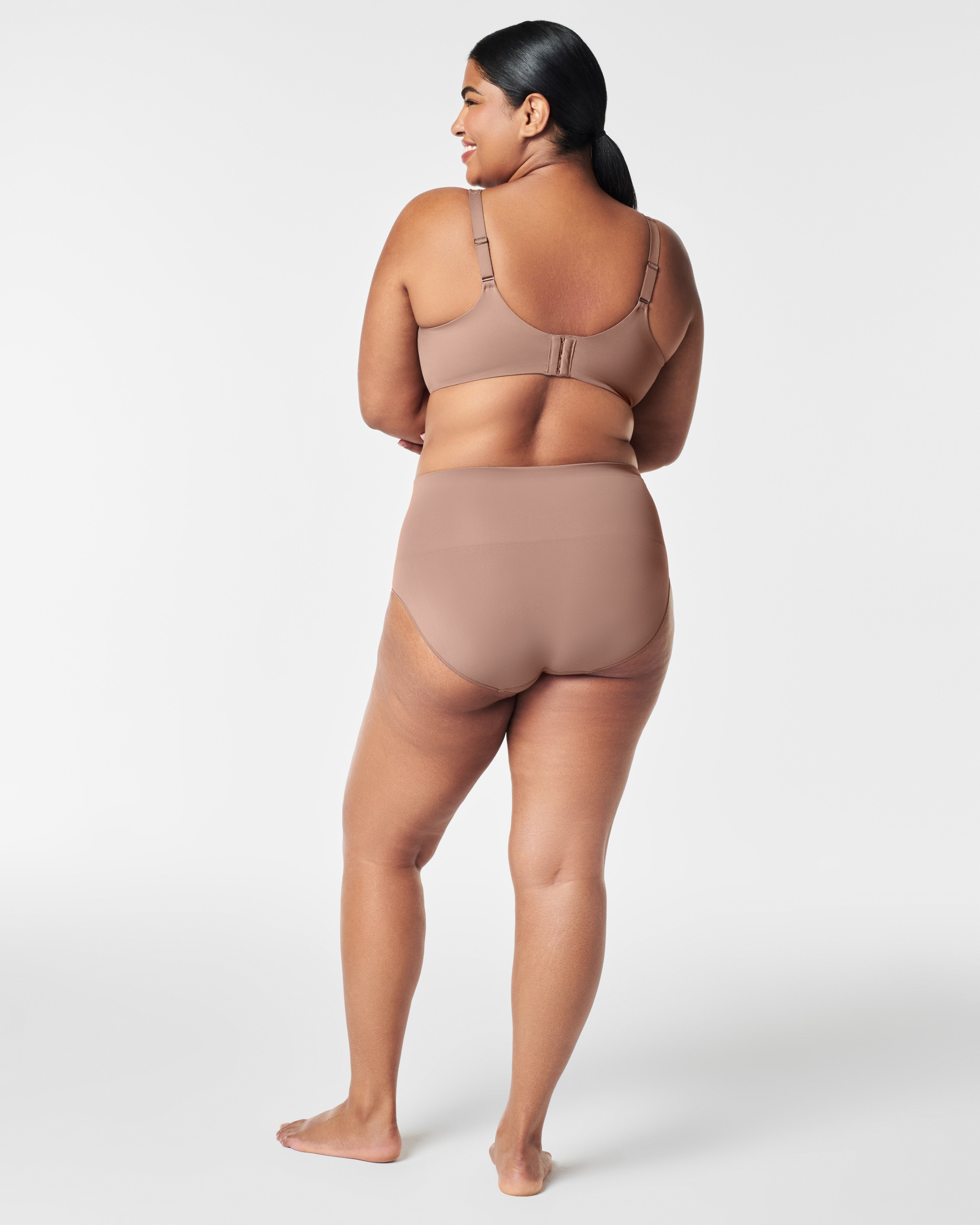 SPANX® Low Profile Minimizer Bra | Cafe Au Lait