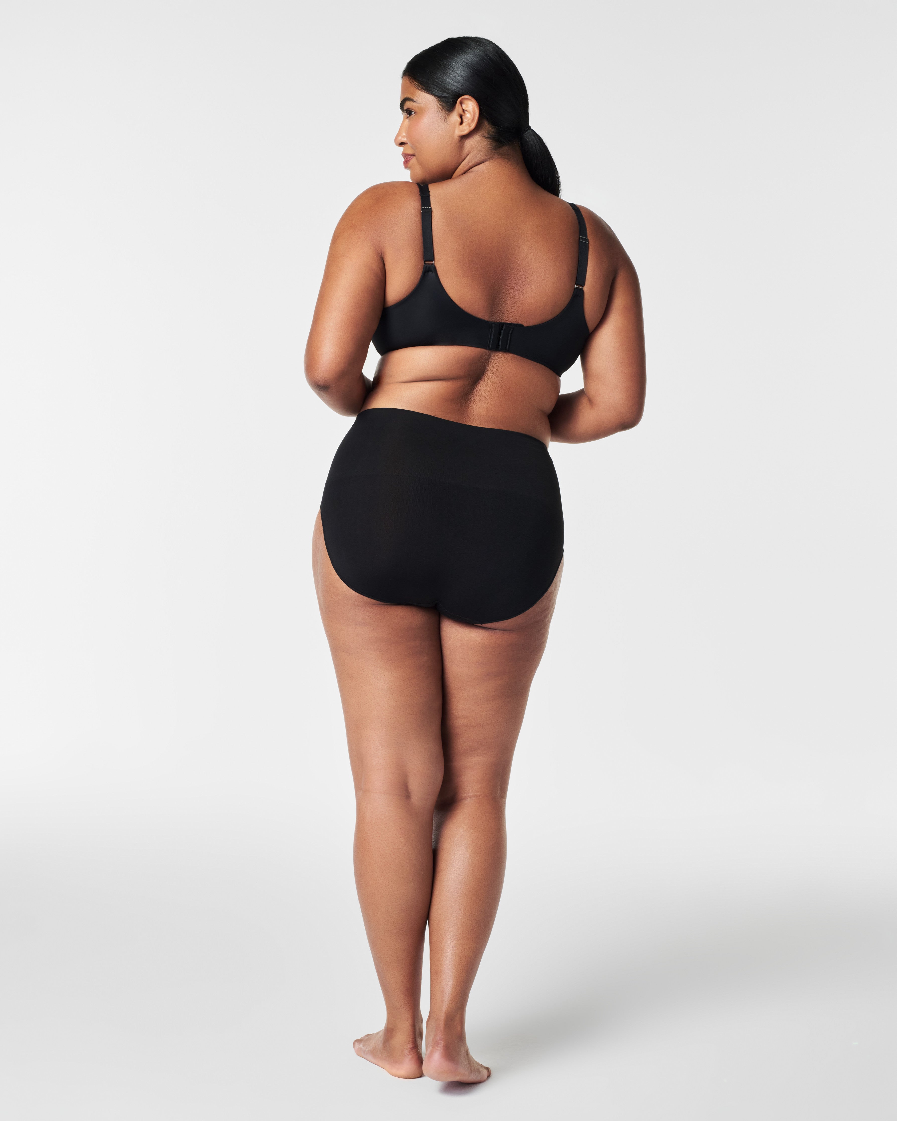 SPANX® Low Profile Minimizer Bra | Very Black