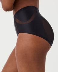 SPANXshape™ Booty-Lifting Brief | Very Black