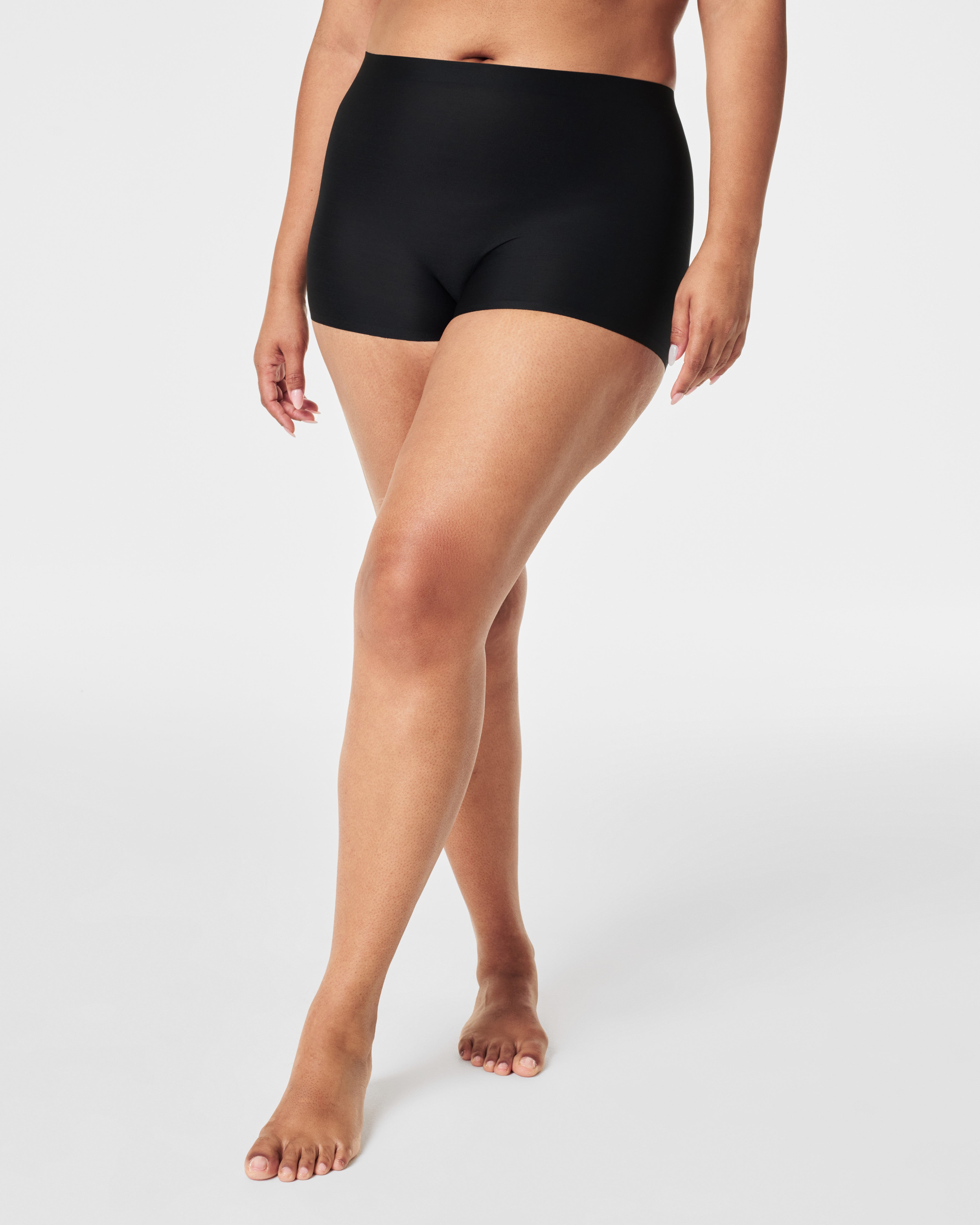 SPANXshape™ Sheer Control Boyshort | Very Black