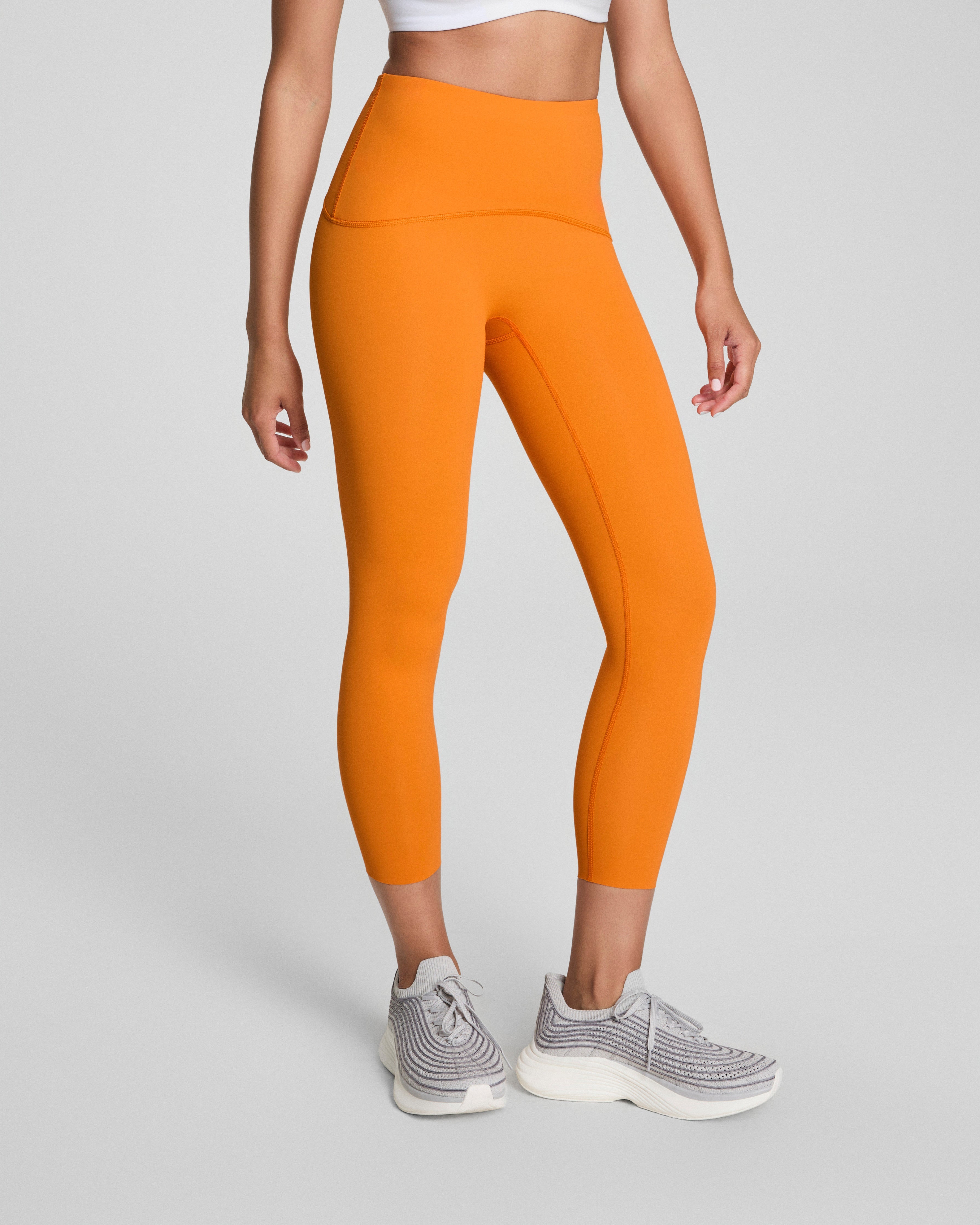 SPANXshape™ Booty Boost® 7/8 Leggings | Monarch