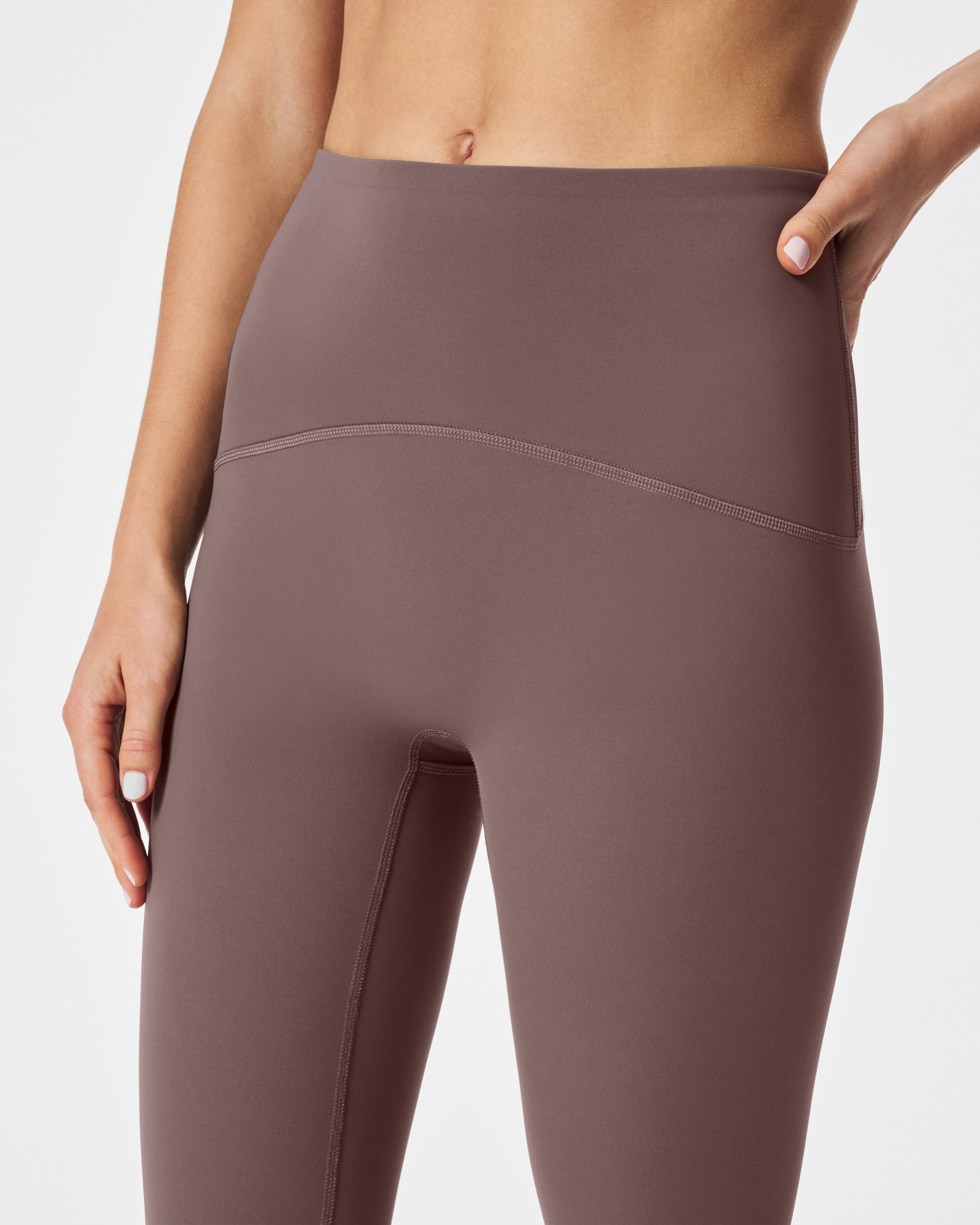 SPANXshape™ Booty Boost® 7/8 Leggings | Smoke