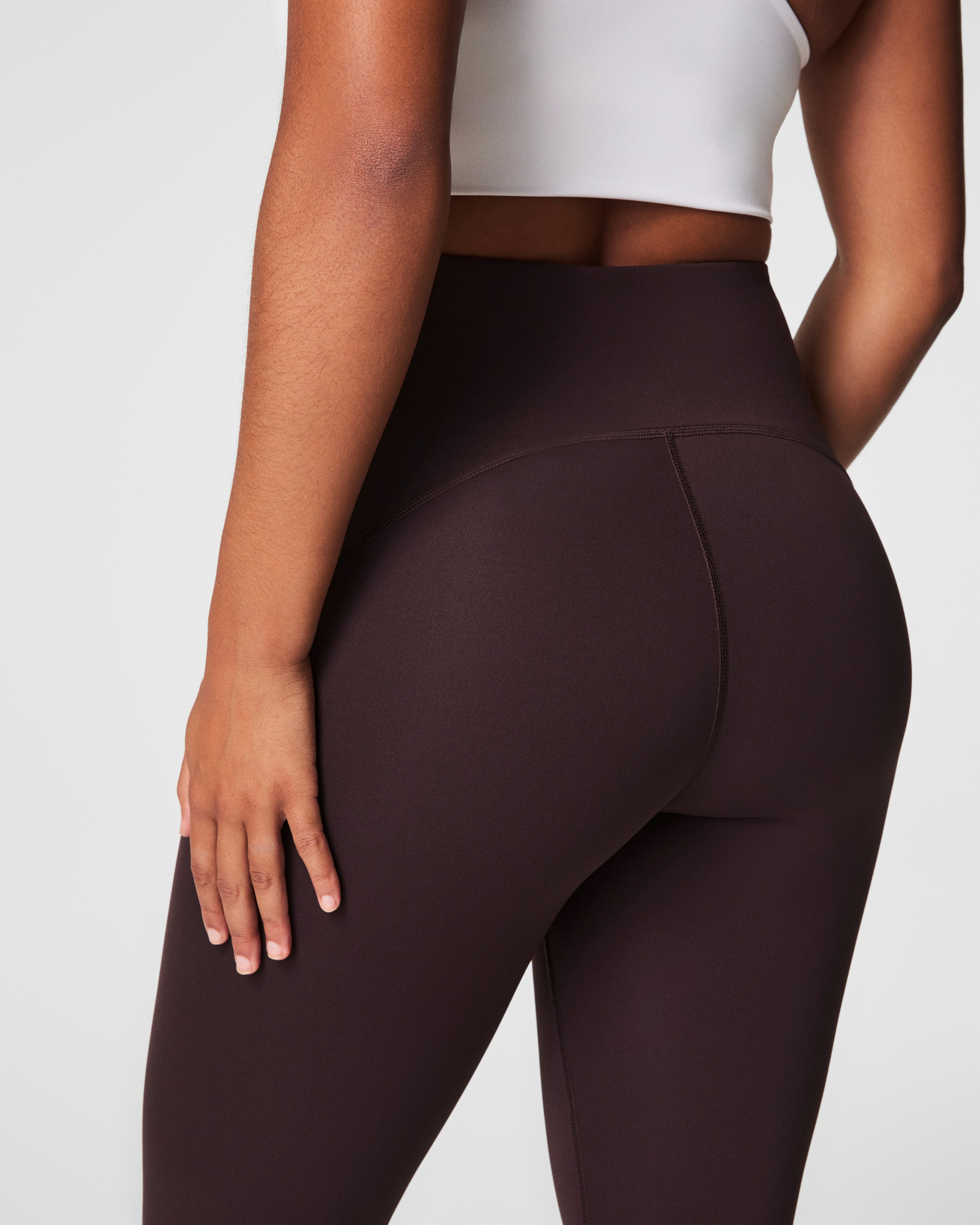 SPANXshape™ Booty Boost® 7/8 Leggings | Truffle Brown