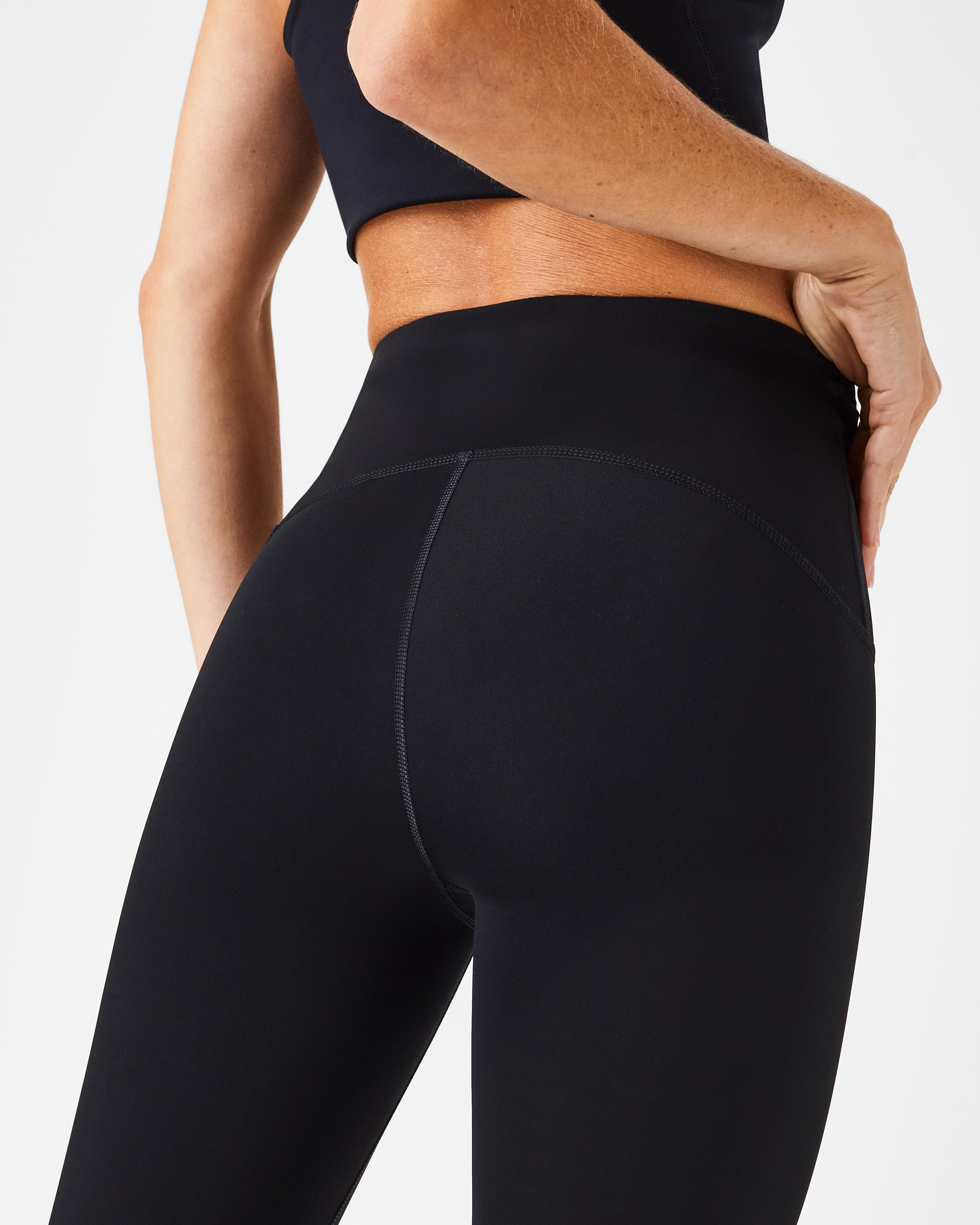 SPANXshape™ Booty Boost® 7/8 Leggings | Very Black