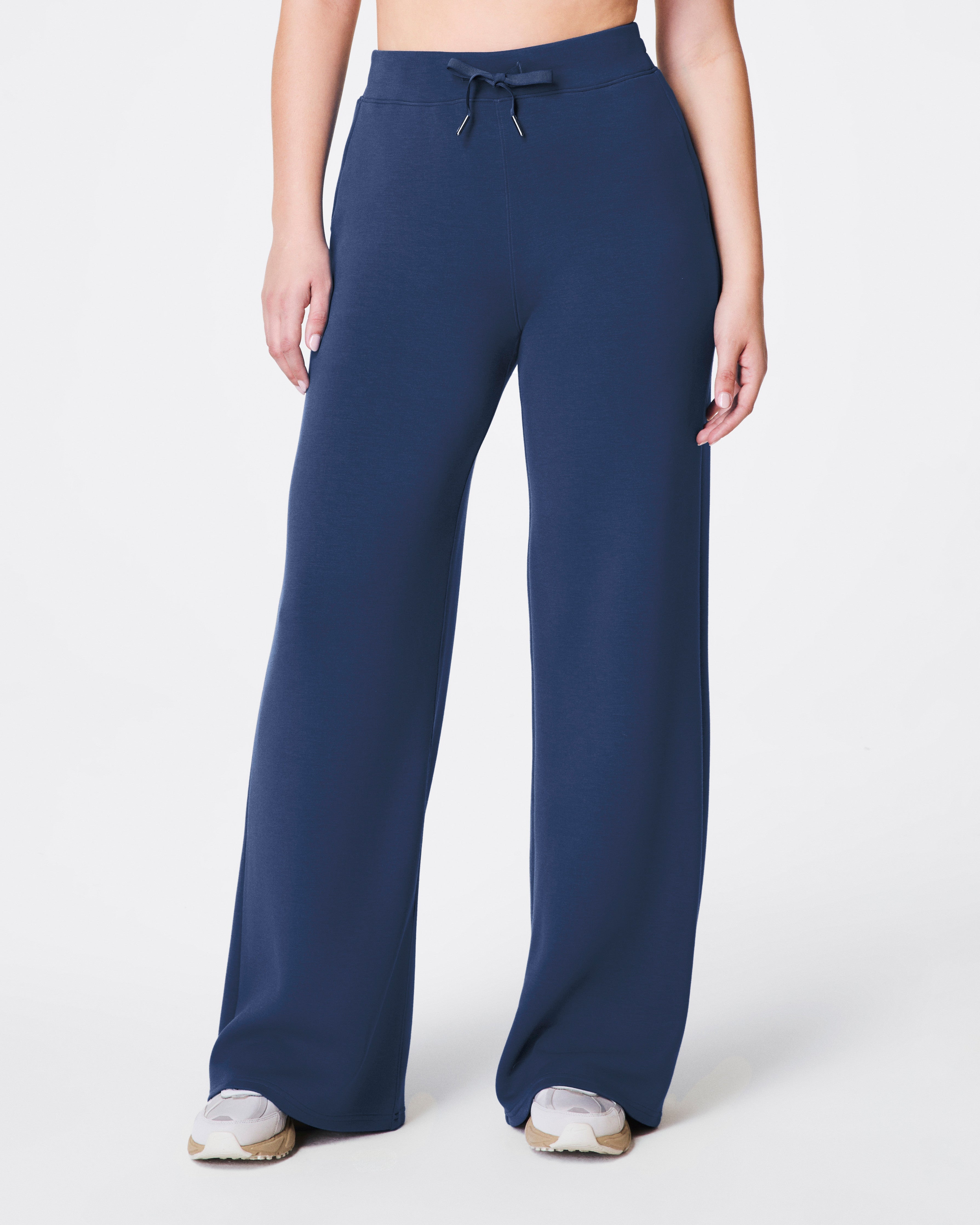 SPANX AirEssentials® Wide Leg Pant | Faded Indigo