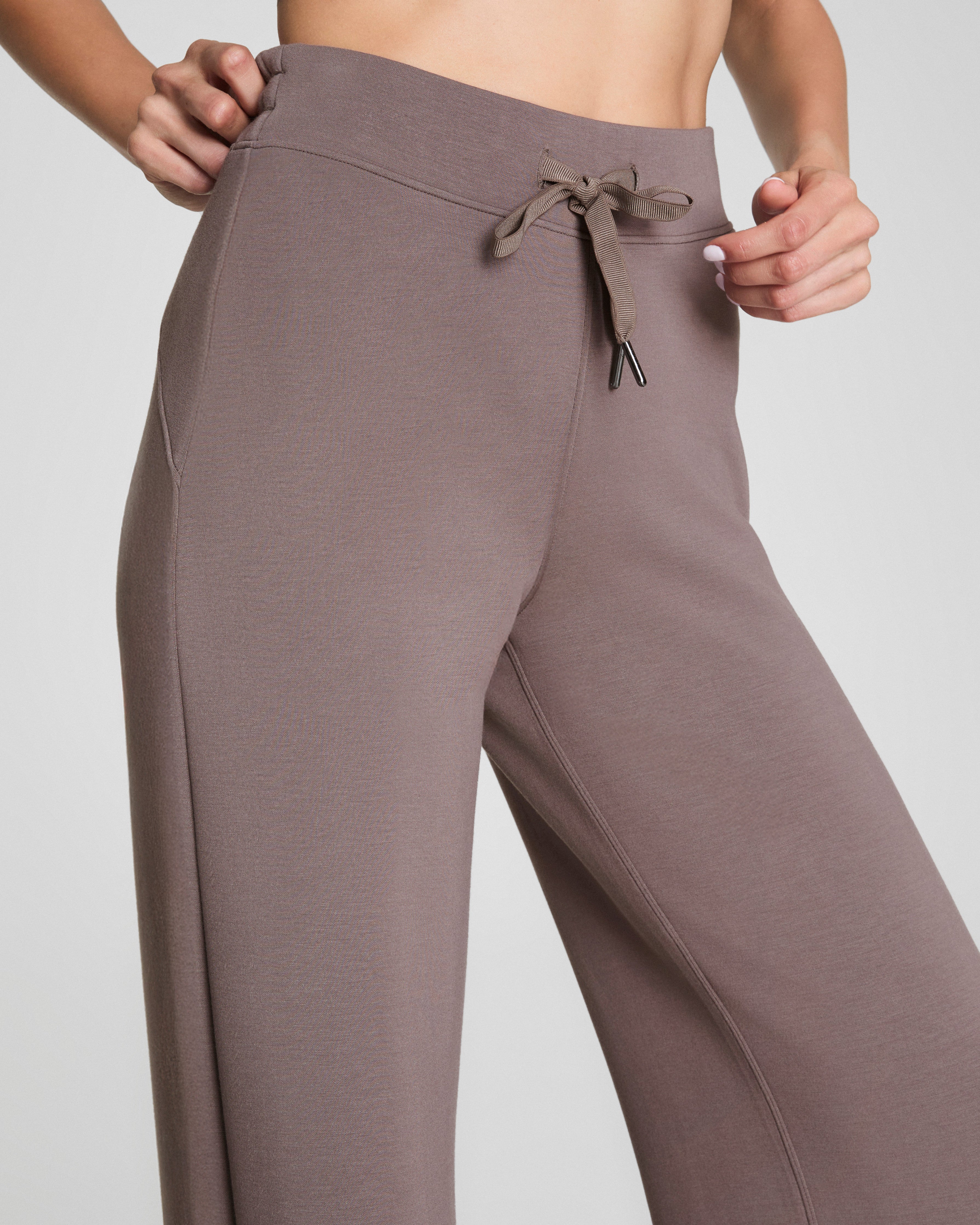 SPANX AirEssentials® Wide Leg Pant | Smoke