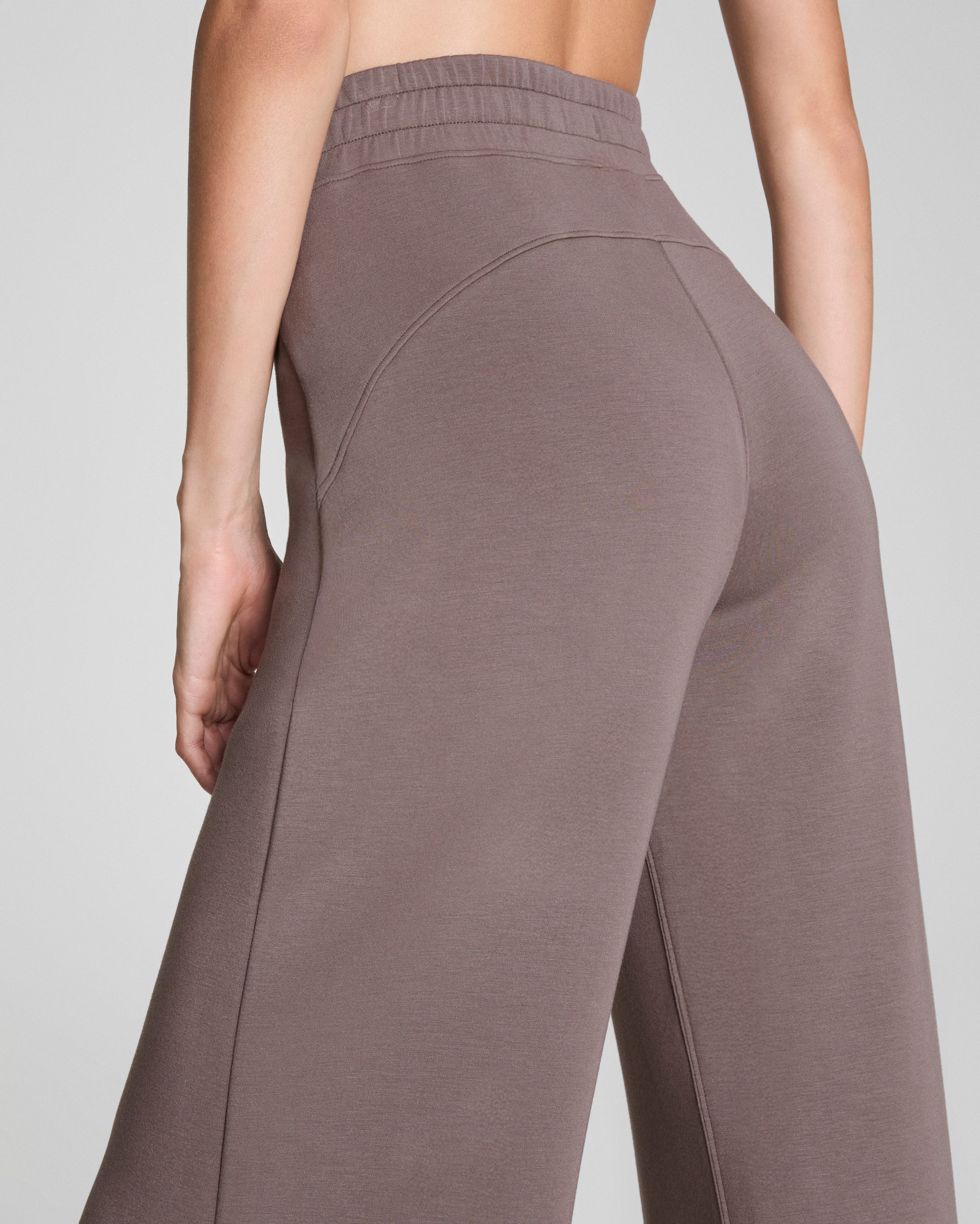 SPANX AirEssentials® Wide Leg Pant | Smoke