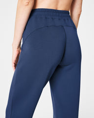 SPANX AirEssentials® Tapered Pant | Faded Indigo