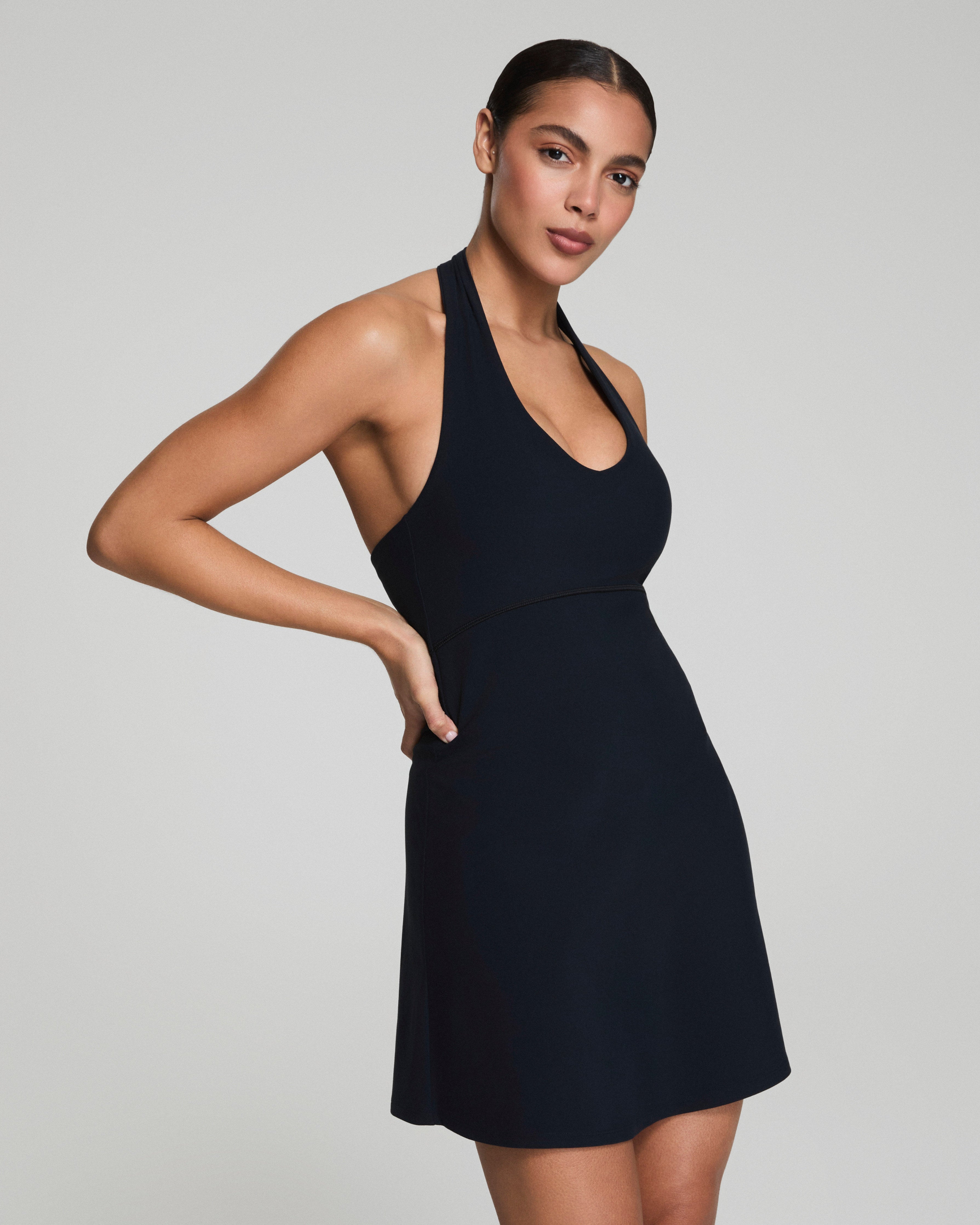 SPANXsmooth™ OnForm Halter Dress | Barely Black