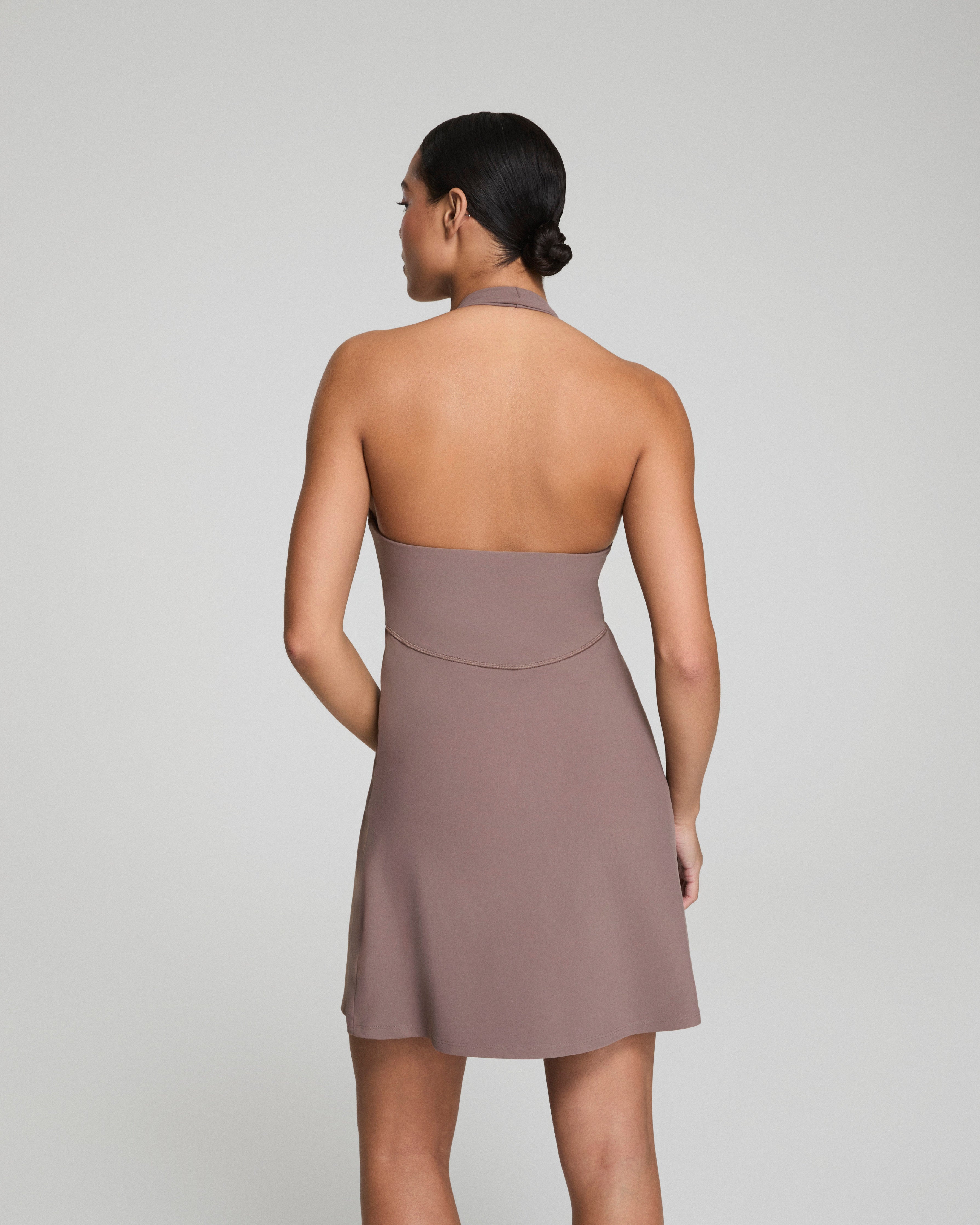 SPANXsmooth™ OnForm Halter Dress | Smoke