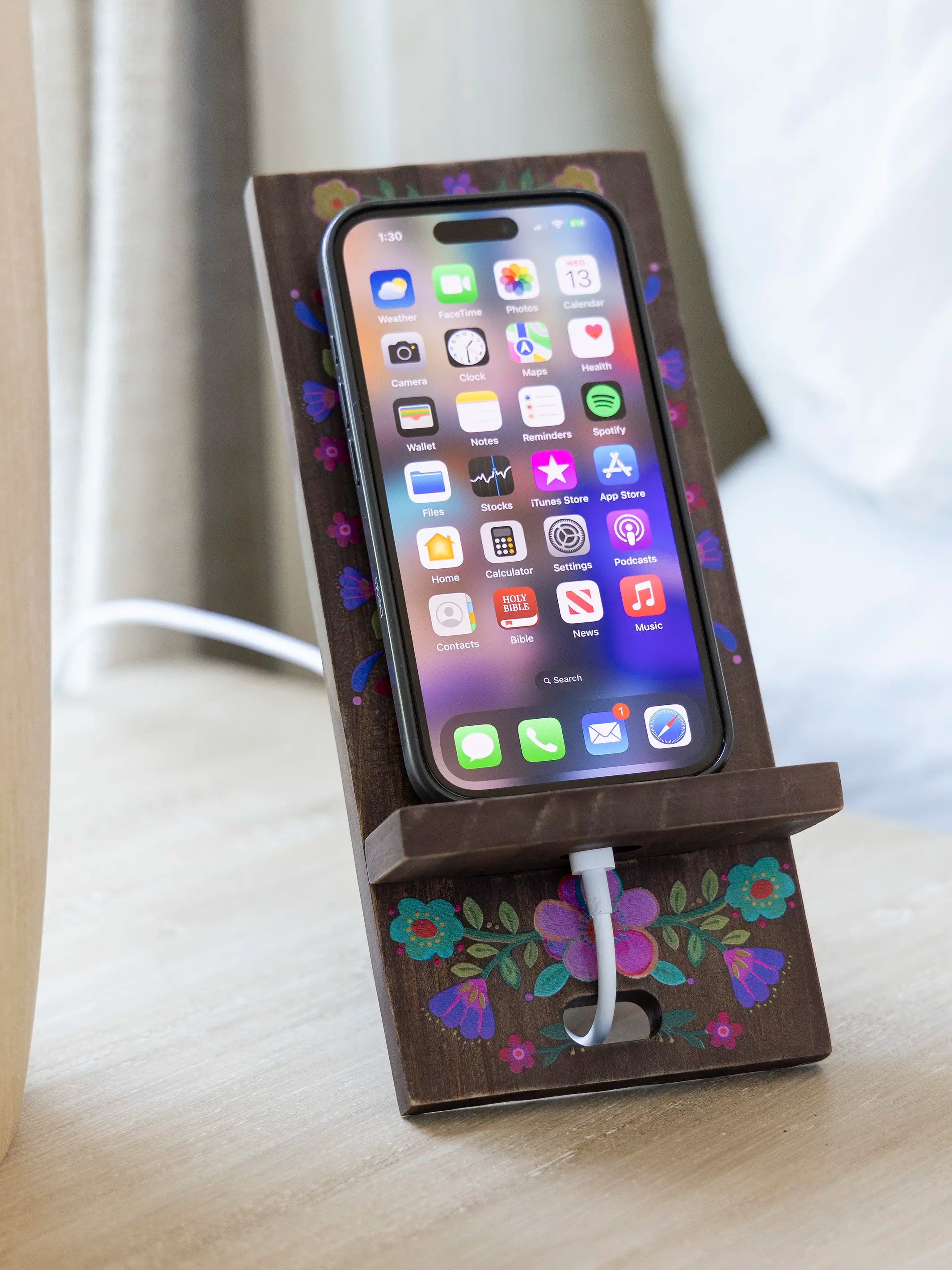 Wooden Phone Stand - Cocoa Folk Flower