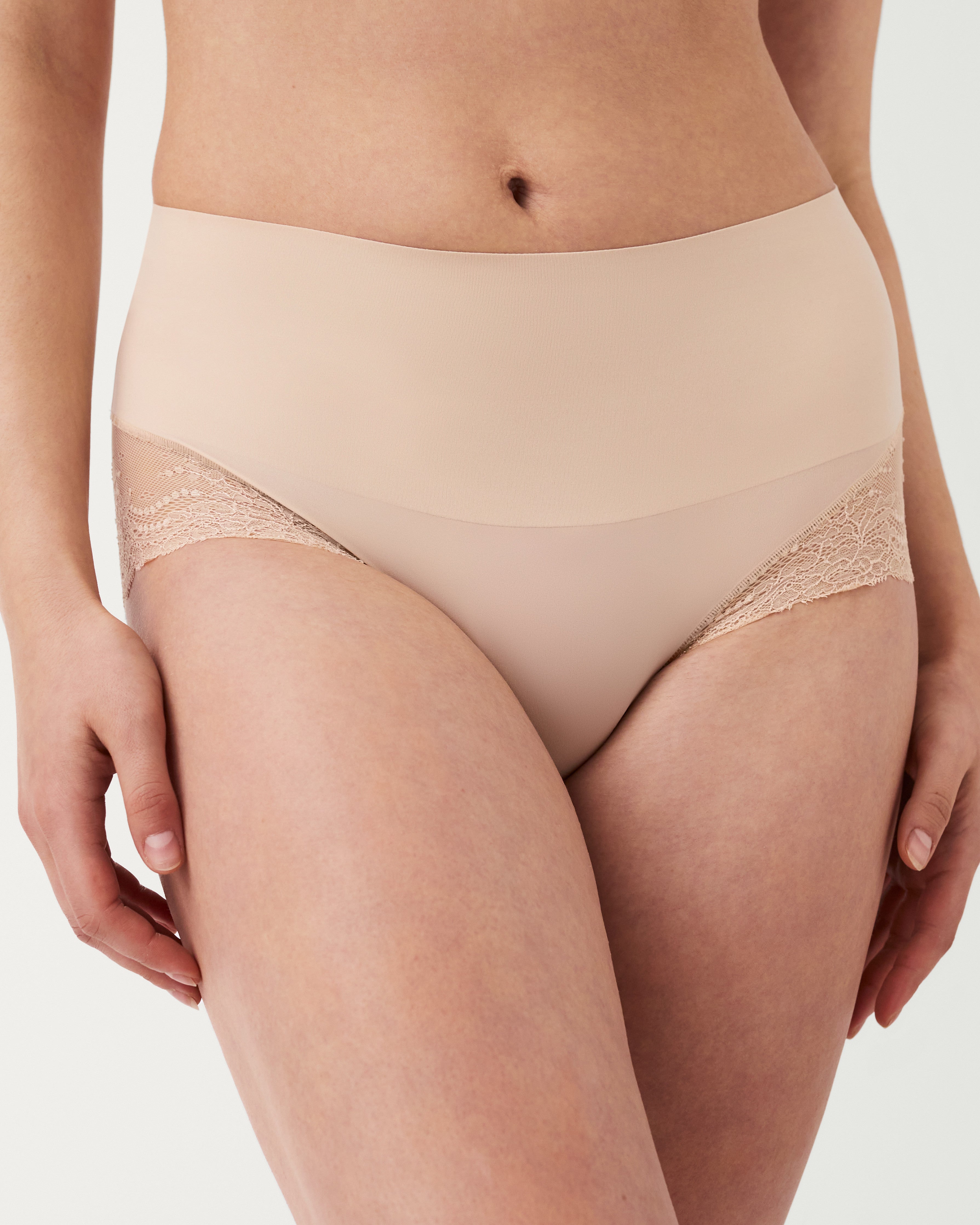 SPANXsupersmooth™ Undie-tectable® Lace Hi-Hipster