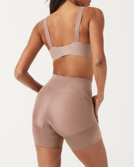 SPANXsculpt™ OnCore Mid-Thigh Short | Cafe Au Lait